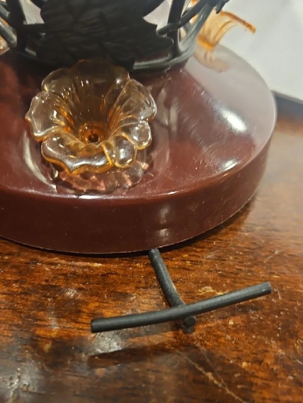 Vinrage Decorative Glass and Metal Hummingbird Feeder